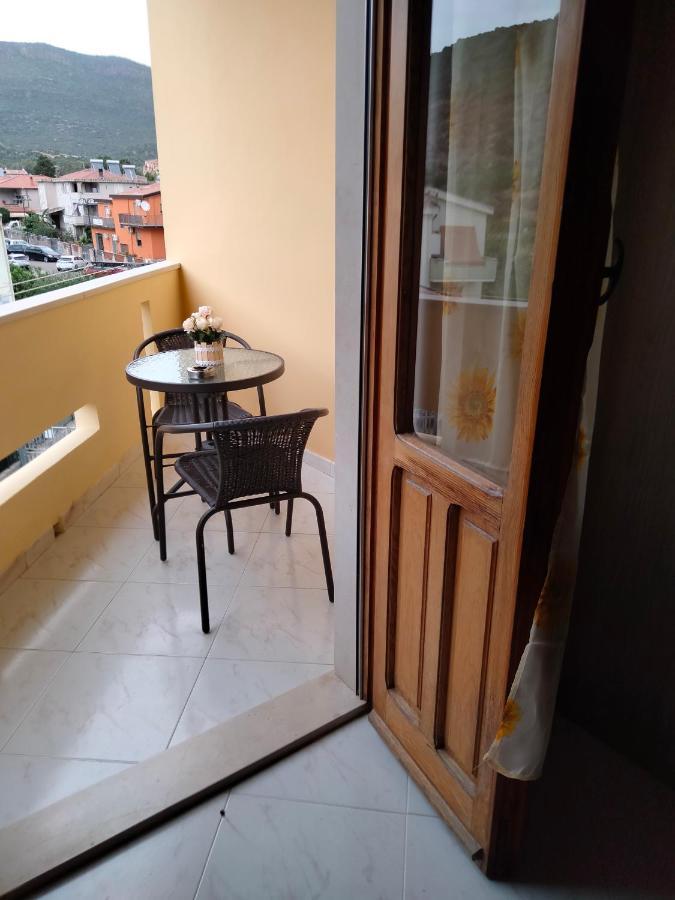 Il Girasole Apartment Bosa Exterior photo